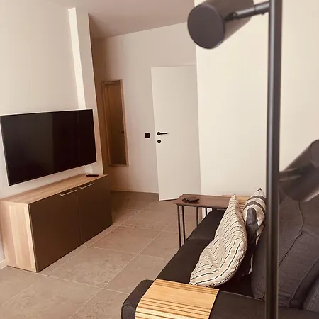 Appartement Christina's 1 Bed-first Floor 4 Min From *