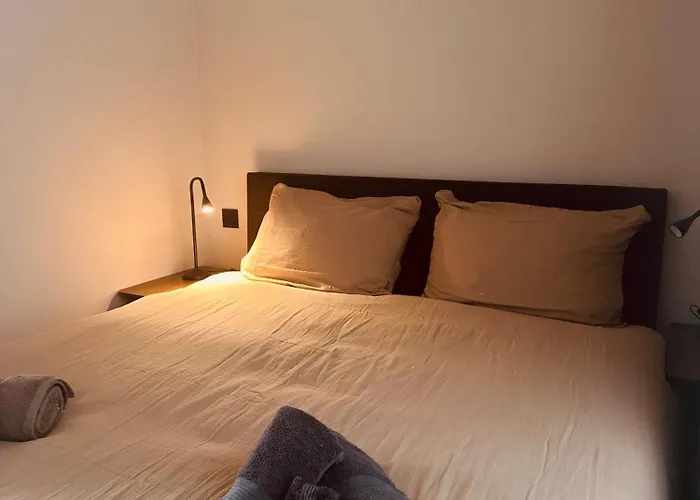 Apartman Christina's 1 Bed-first Floor 4 Min From *