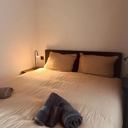 Apartment Christina's 1 Bed-first Floor 4 Min From *